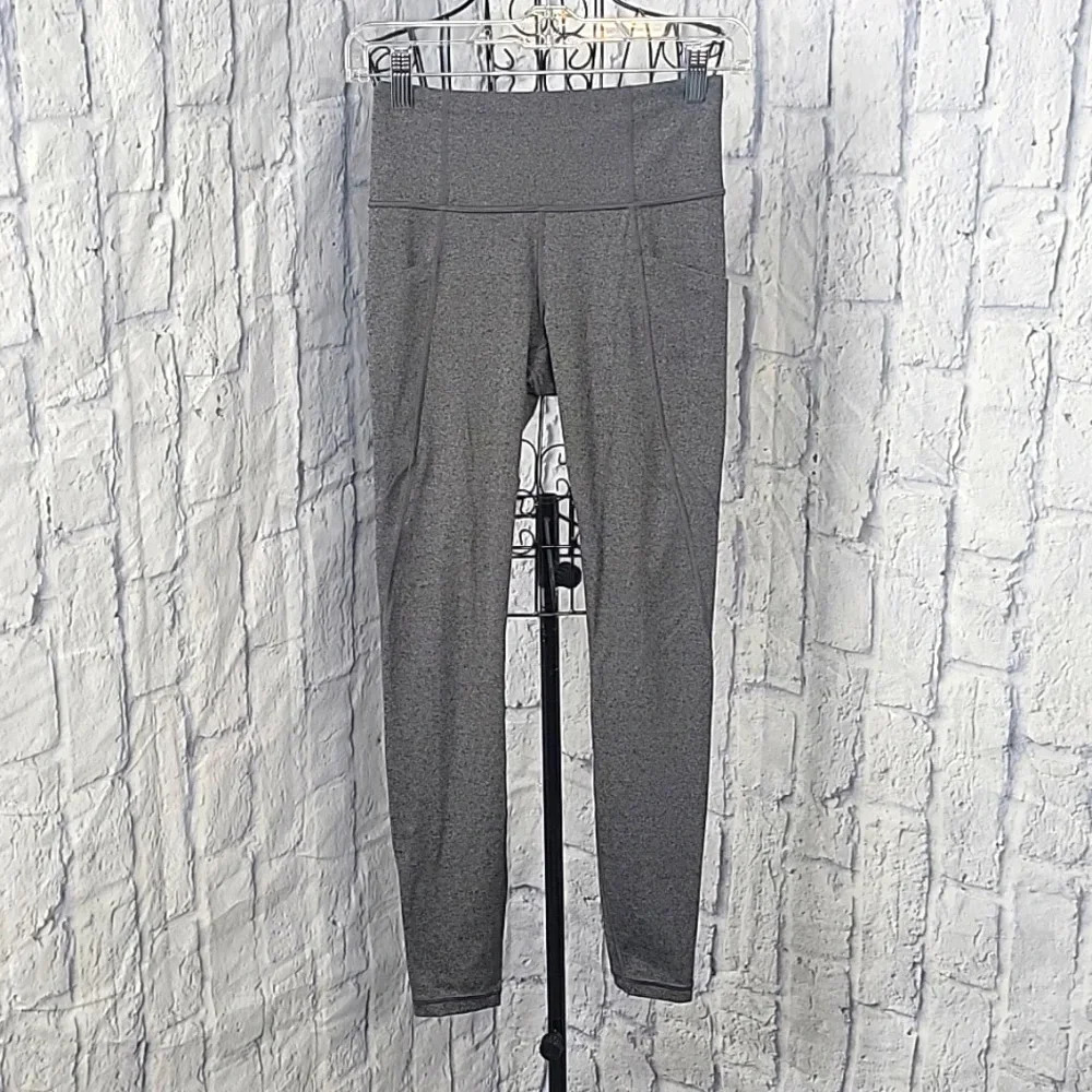 ATHLETA Stash Pocket Salutation Gray Leggings XS‎